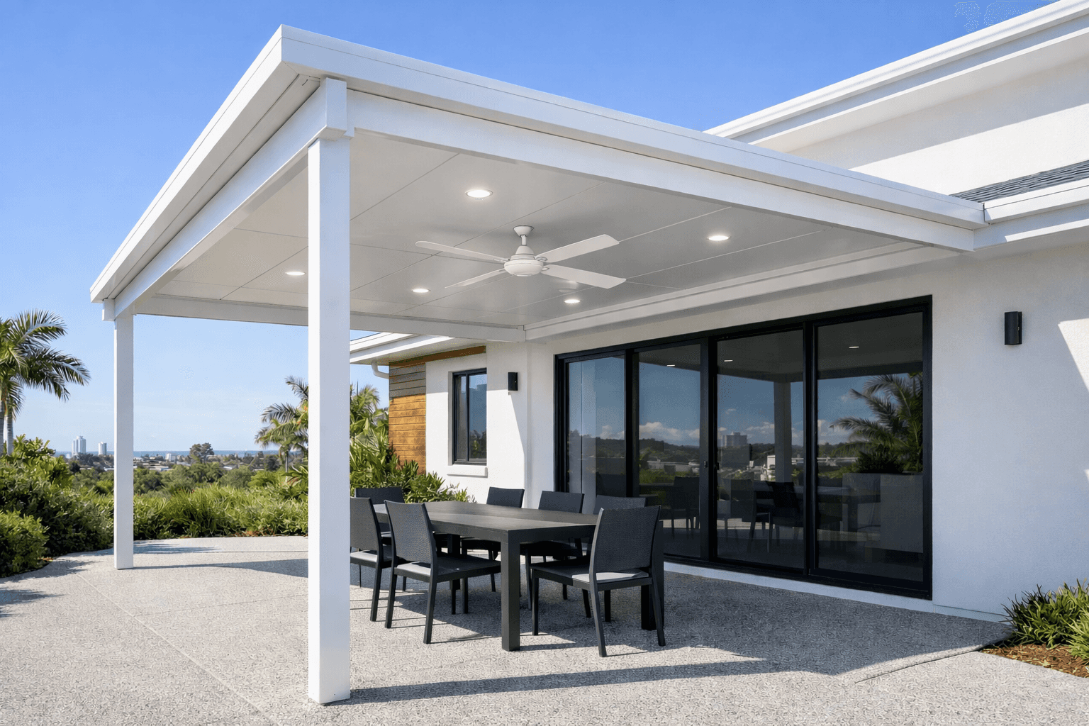 Premium Insulated Patio – Gold Coast Coastal Home